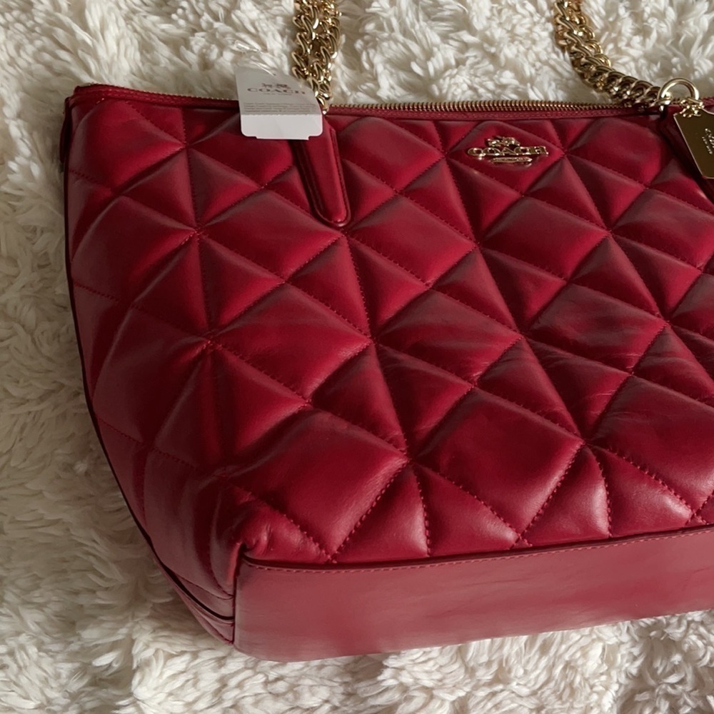 ❤️- NWT Coach Ava Chain Tote Carryall Red Quilted Leather Large Shoulder… - Picture 13 of 16